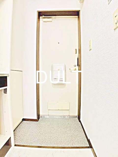 玄関　玄関です。