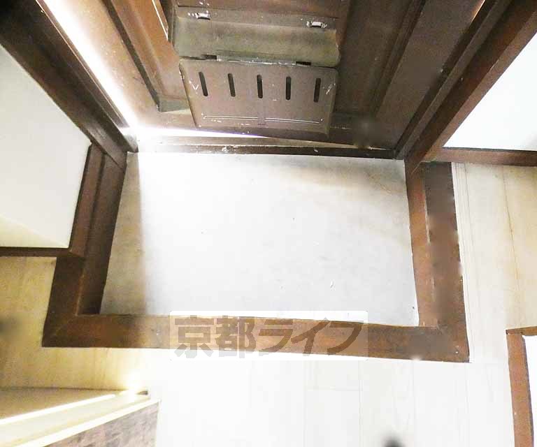 玄関　大きな段差がありません