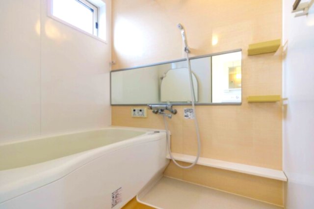 バス・シャワールーム　お風呂で日々の疲れを落としましょう