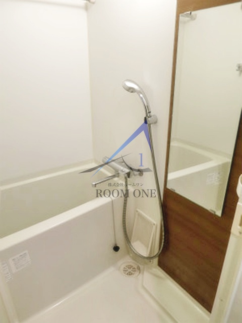 バス・シャワールーム　お風呂です。