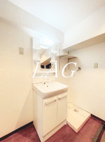 洗面設備　独立洗面台です。