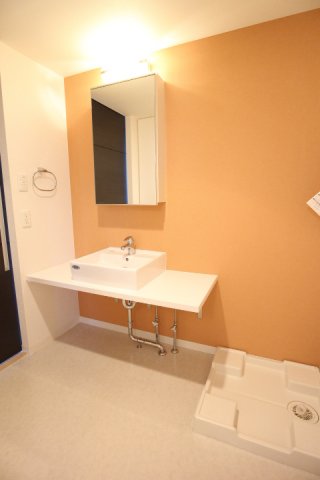 洗面設備　※参考写真