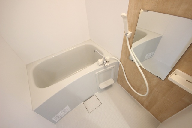 バス・シャワールーム　お風呂です