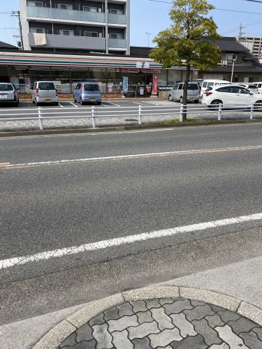 コンビニ　セブンイレブン 名古屋柳瀬町1丁目店（コンビニ）まで122m