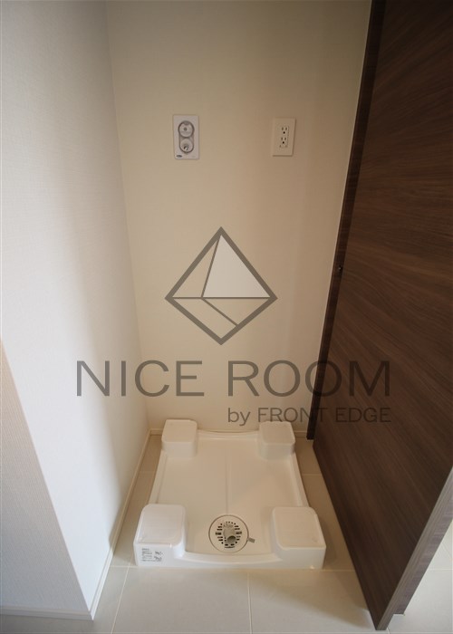 その他設備　THE HIGH 堀江　室内洗濯置場