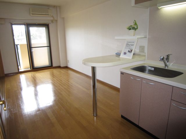 居室・リビング　リビング