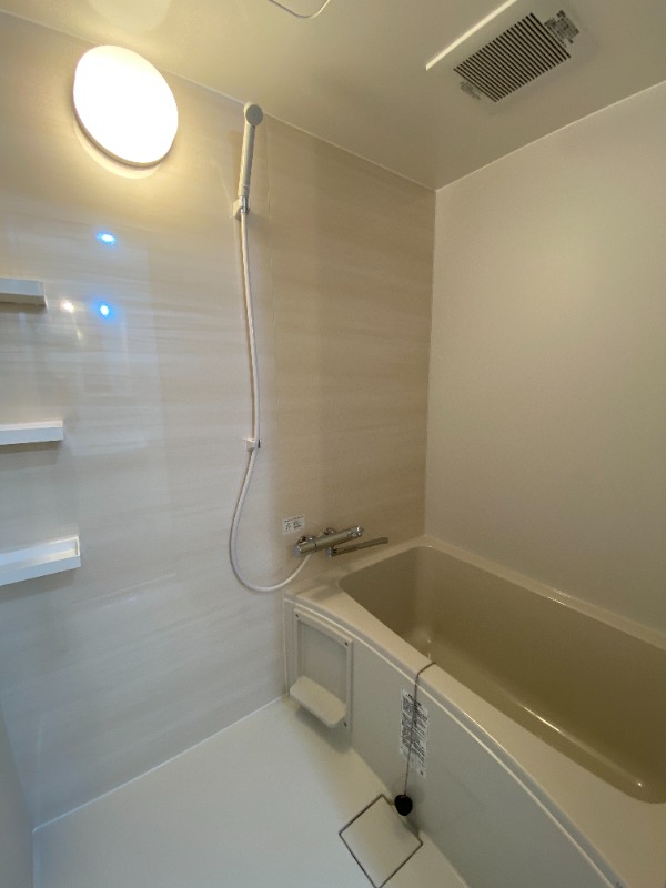 バス・シャワールーム　別号室イメージ