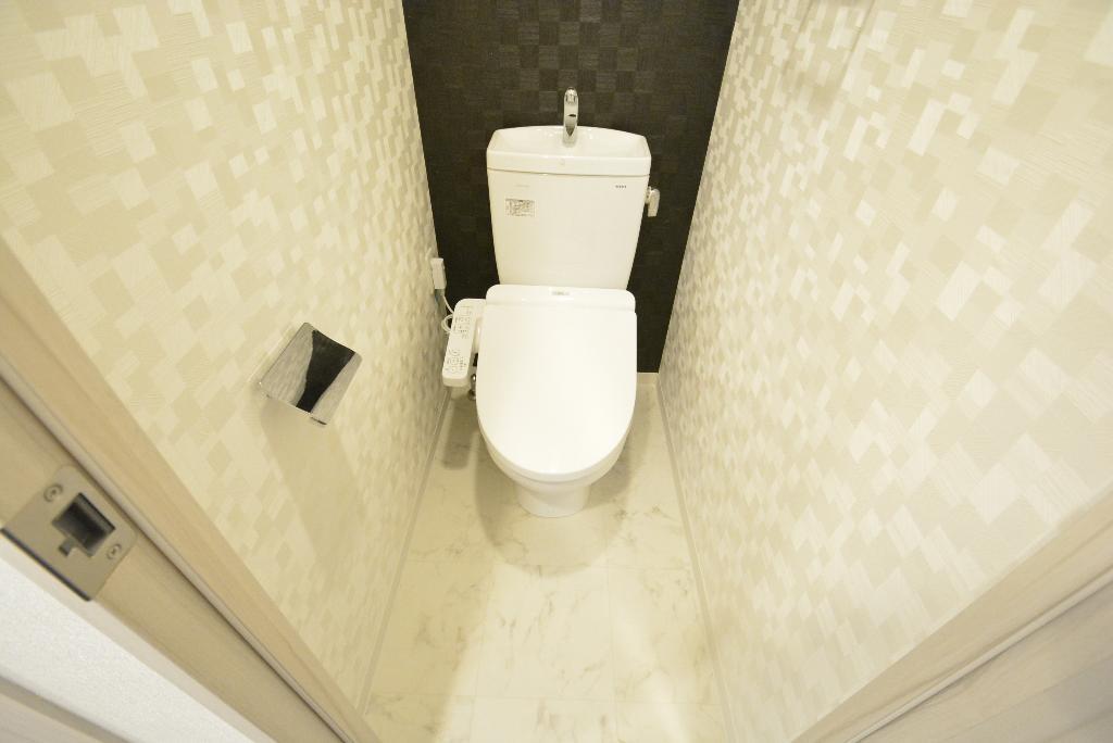 トイレ　シャワー付トイレ