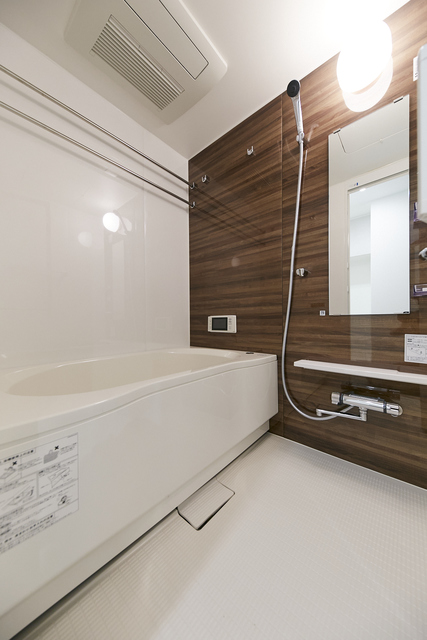 バス・シャワールーム　※写真は同タイプ住戸です。