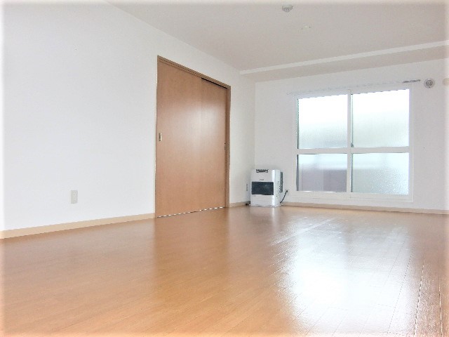 居室・リビング　日当たり良好♪