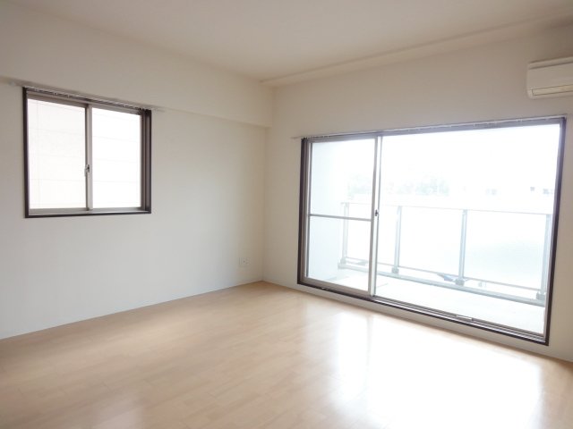 その他部屋・スペース　同物件、別号室のものです。