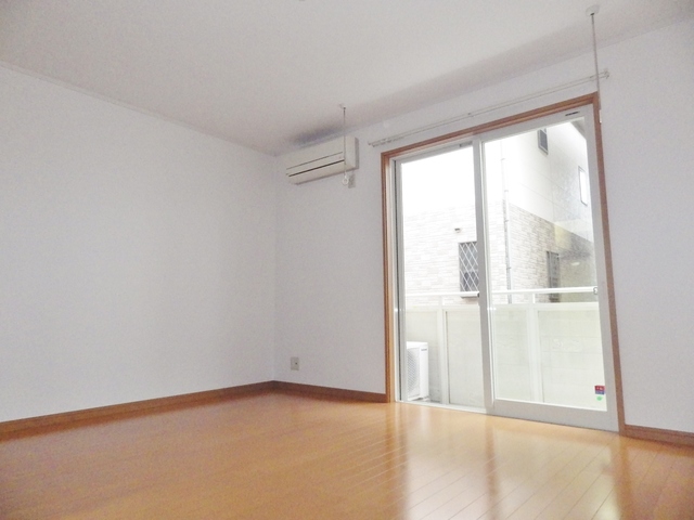 居室・リビング　※同物件別号室（イメージ）