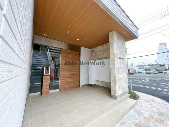 エントランス　エントランス部分