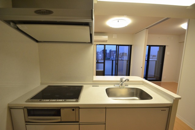 キッチン　広めのキッチンで楽しくお料理♪