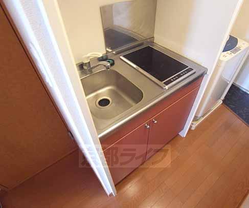 キッチン　ＩＨコンロ付きのキッチンです。