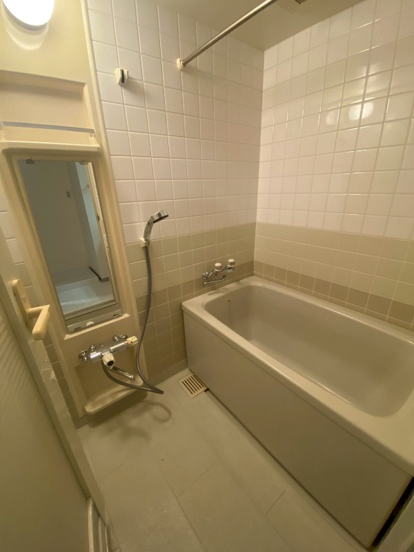 バス・シャワールーム　日々の暮らしに欠かせないお風呂です
