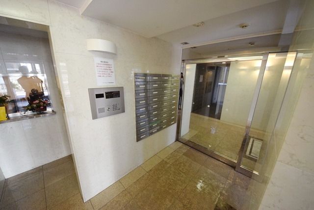 エントランス　★オートロック付き★