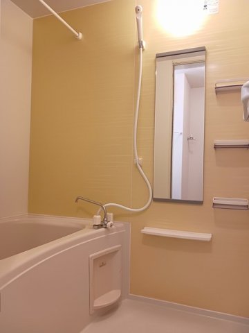 バス・シャワールーム　お風呂で日々の疲れを落としましょう