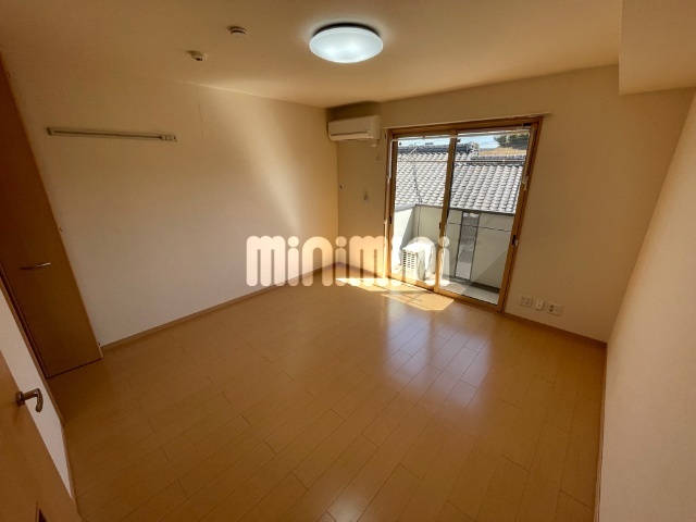 玄関　玄関も広めの設定です。