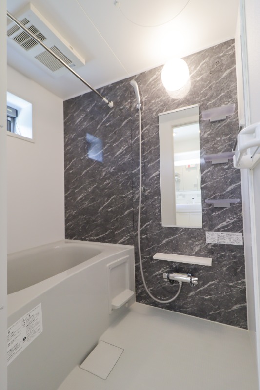 バス・シャワールーム　図面と現状に相違がある場合には現状を優先