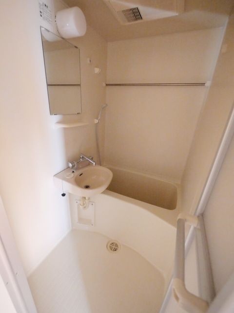 バス・シャワールーム　★バスルームです★