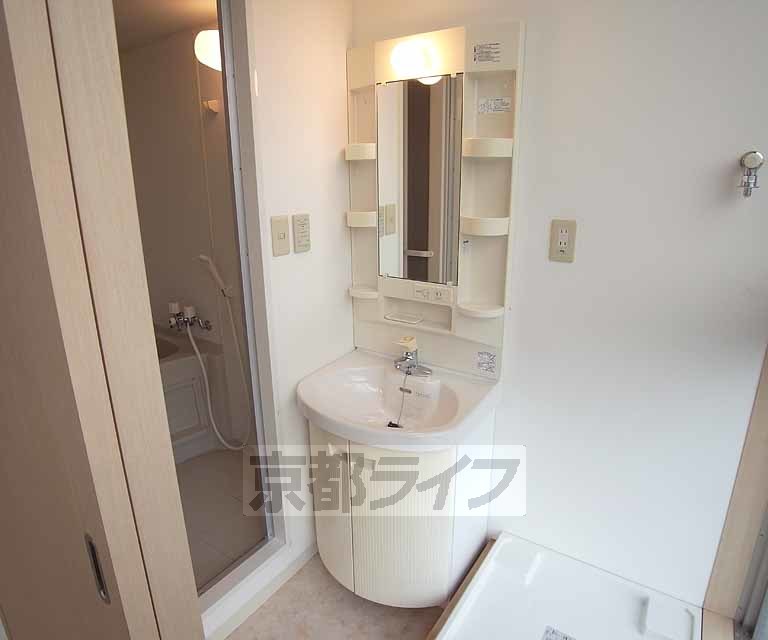 洗面設備　・お部屋探しは京都ライフまで・