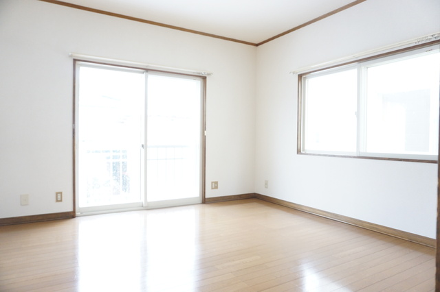 居室・リビング　洋室８帖