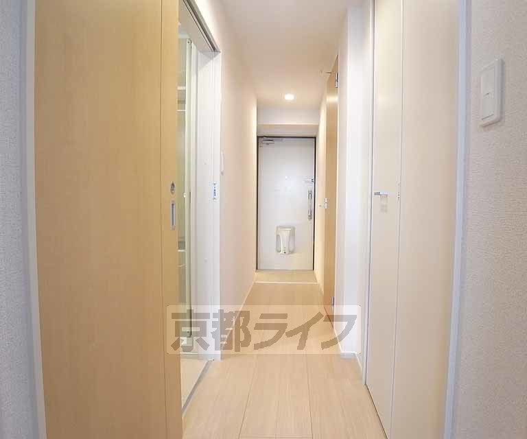 その他部屋・スペース　きれいな廊下ですね。