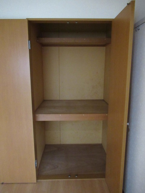 収納　増えがちな荷物をスッキリできる大きめ収納☆