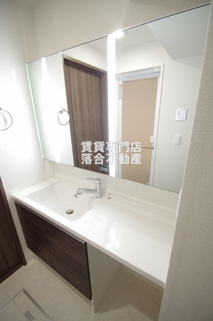 洗面設備　使いやすい独立洗面台