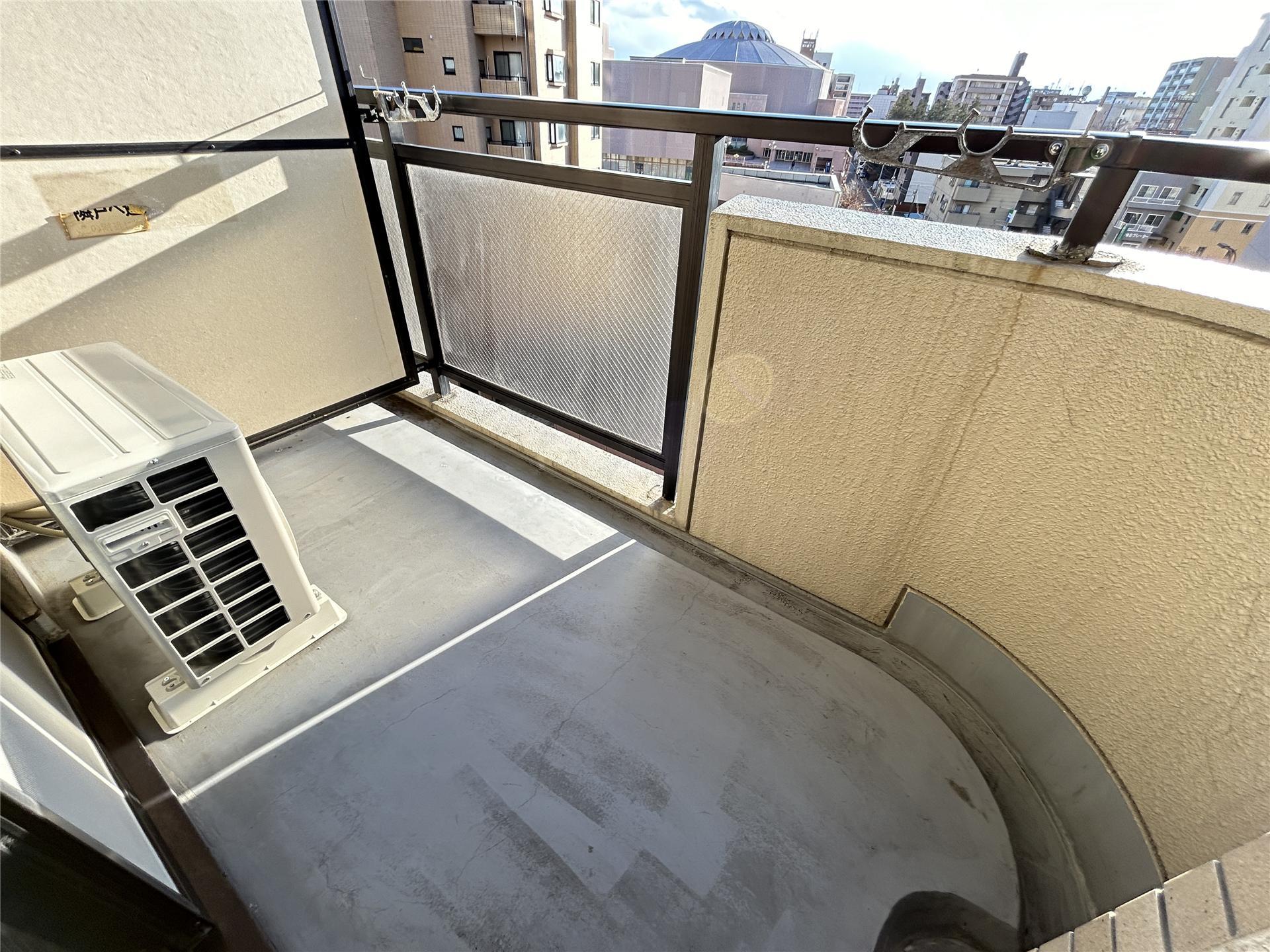 バルコニー　別階の参考写真です