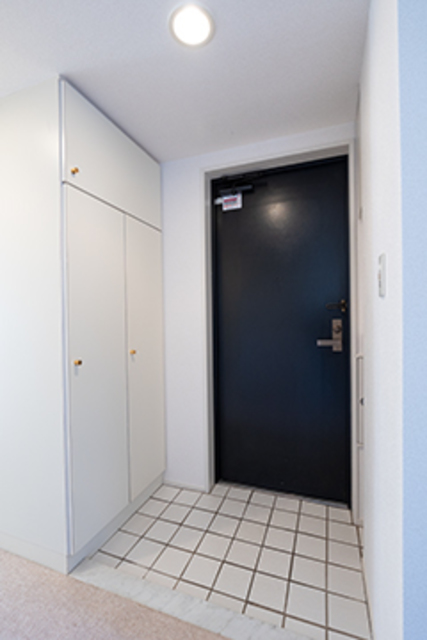 玄関　※写真は同タイプ住戸です。
