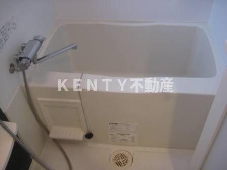 バス・シャワールーム　ゆったり過ごせるお風呂です