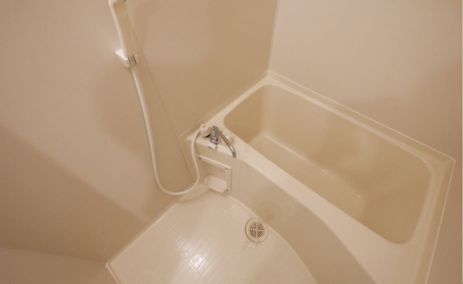 バス・シャワールーム　【女性のお一人暮らしでも安心のセキュリティ♪】住環境良好！