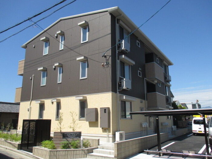 建物外観　※同建物同型別のお部屋