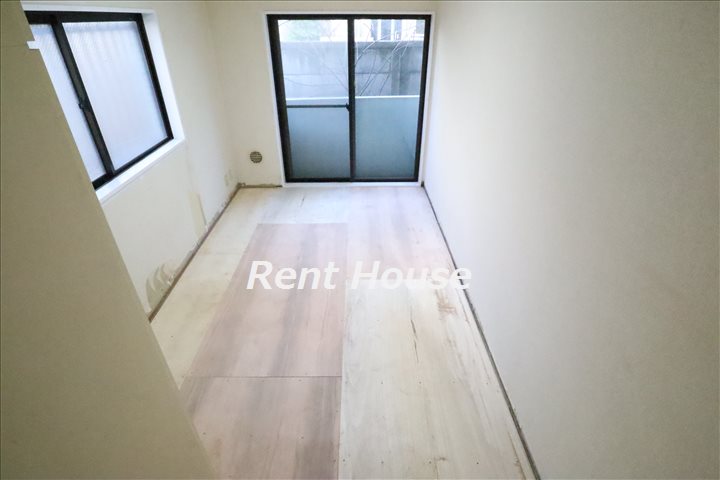 居室・リビング　別号室の参考写真となります