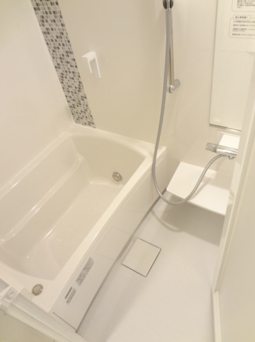 バス・シャワールーム　風呂