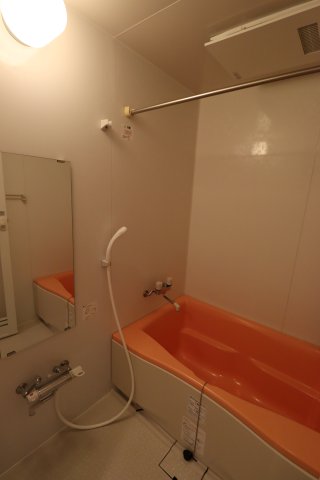 バス・シャワールーム　ゆったり過ごせるお風呂です