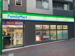 コンビニ　ファミリーマート 大田上池台四丁目店（コンビニ）まで499m