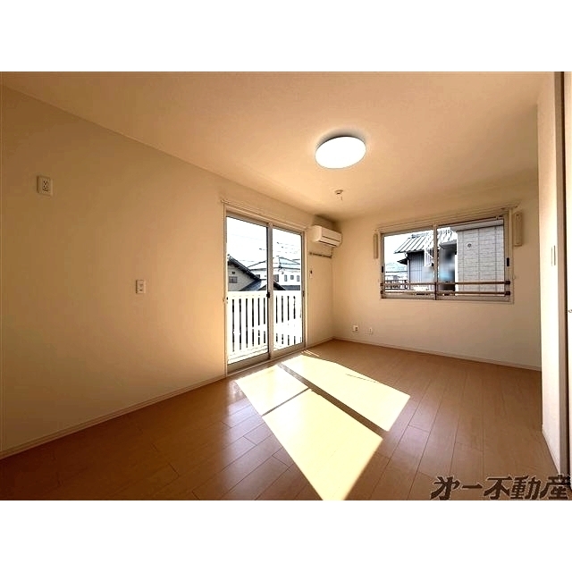 建物外観　洋室