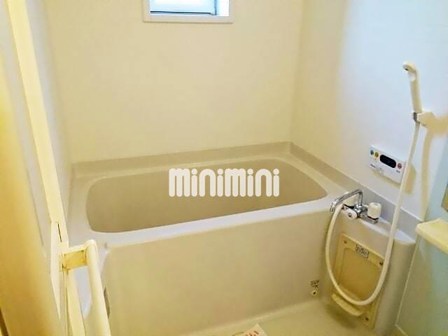 バス・シャワールーム　うれしい窓付きお風呂