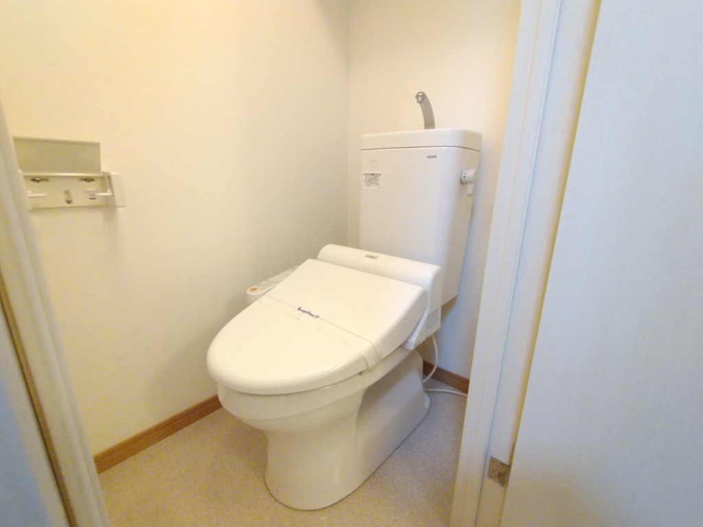 その他　温水洗浄便座設置