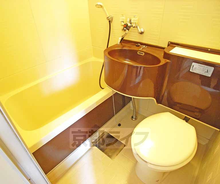 バス・シャワールーム　お風呂です。