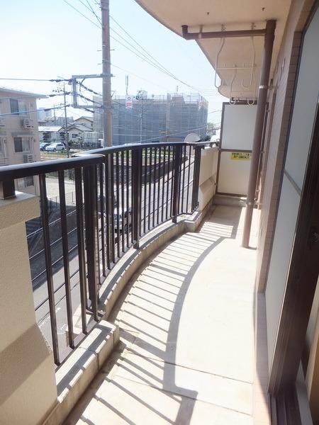 バルコニー　★バルコニーに陽が入ります★