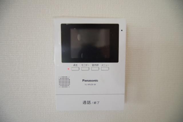 セキュリティ　★　モニターフォン付きで安心です　★