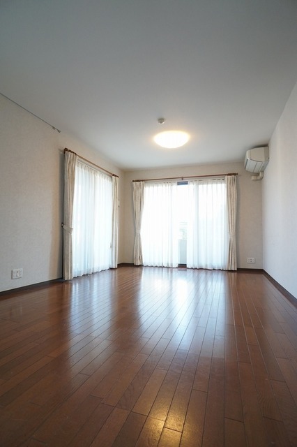 居室・リビング　※前回募集時のお写真です。