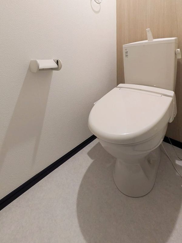 トイレ　トイレ