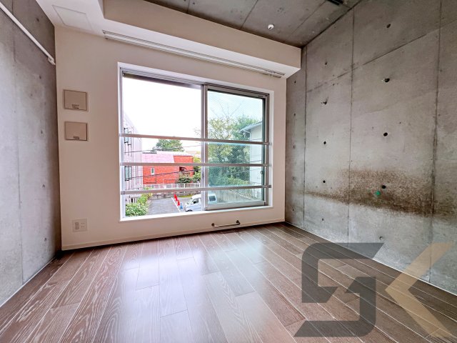 居室・リビング　別号室の写真です