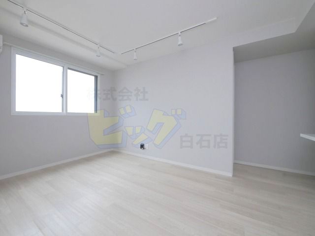 居室・リビング　広い間取りで使いやすいリビングです♪