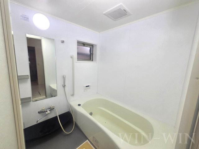 バス・シャワールーム　イメージ（同建物内別部屋の写真です）